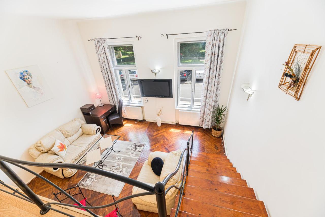 Hera Apartment - Old Town Braşov Extérieur photo